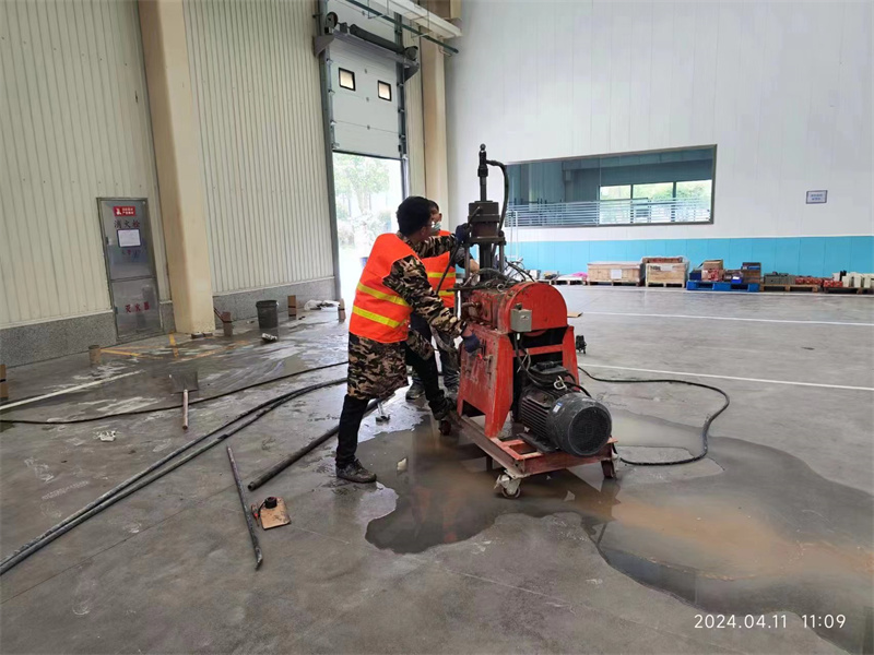 云南厂房地面下沉塌陷注浆加固施工